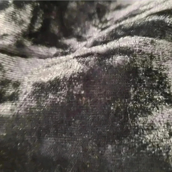 Lulu's Grey velvet dress - Picture 5 of 8